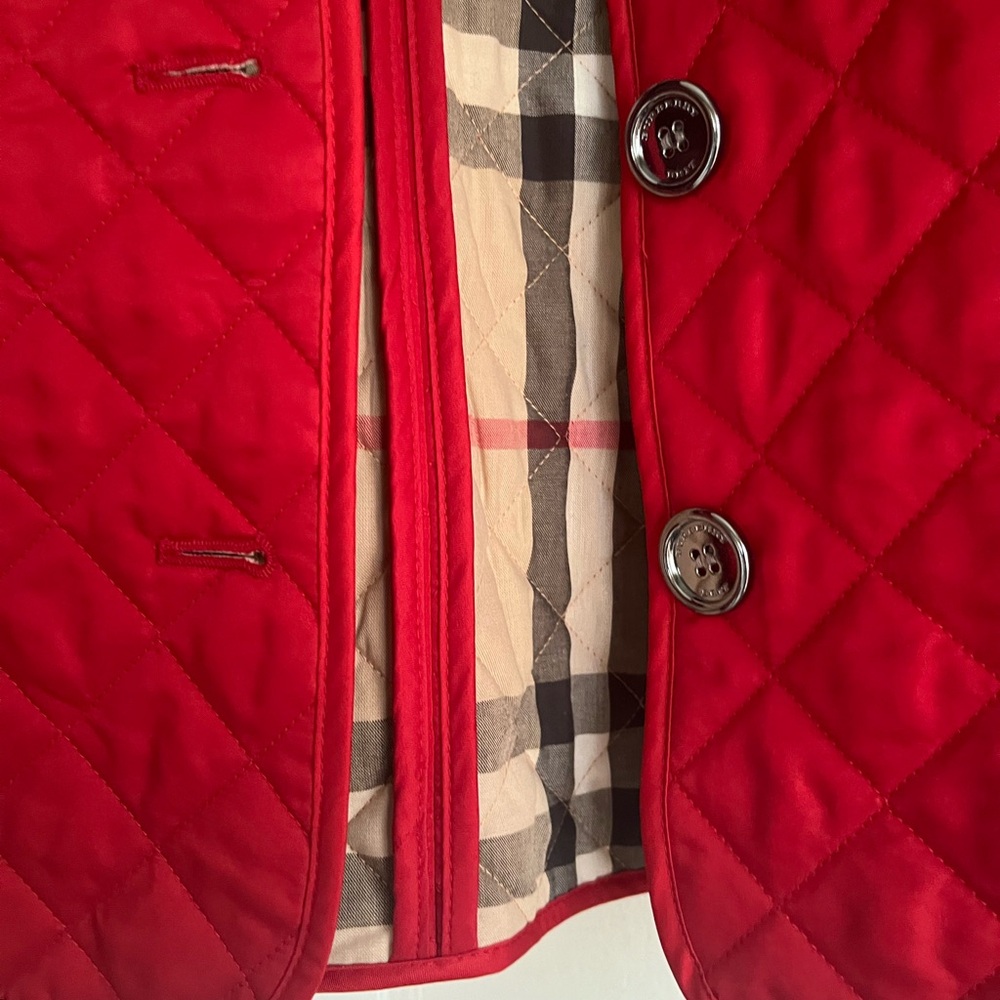 Burberry Red Quilted Jacket with Classic Check Lining. PREOWNED - Picture 4 of 9